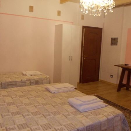 Отель Romagnoli 36 Верона Экстерьер фото